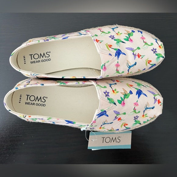 TOMS HUMMINGBIRD PRINT SHOES Pink Flat | Size: W7.5 - Picture 4 of 8